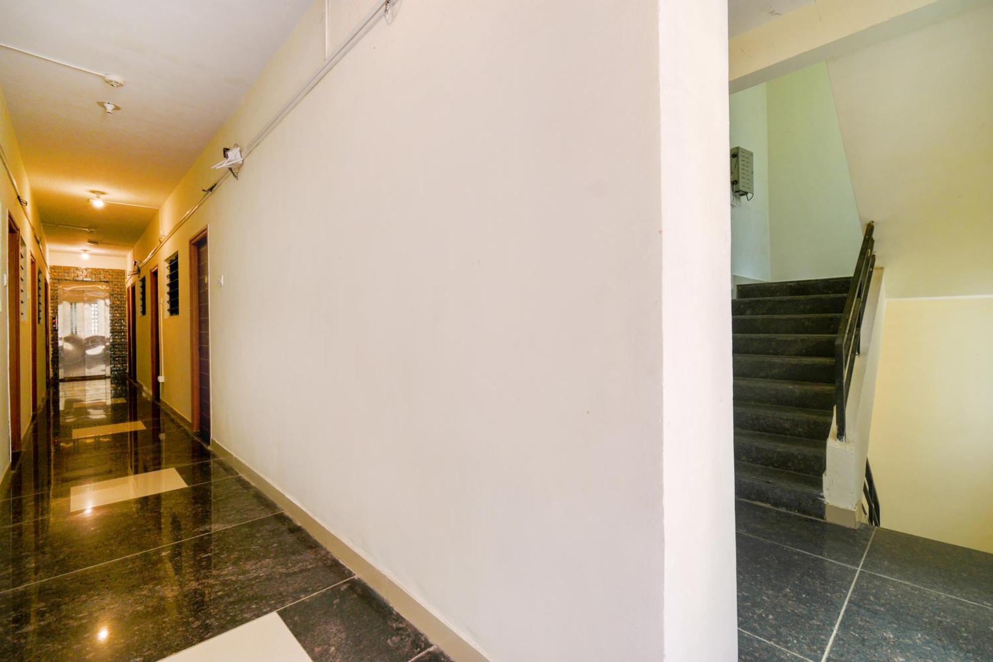 Hotel Fabexpress Srh - Nr Butterfly Park - Hinjawadi Extérieur photo
